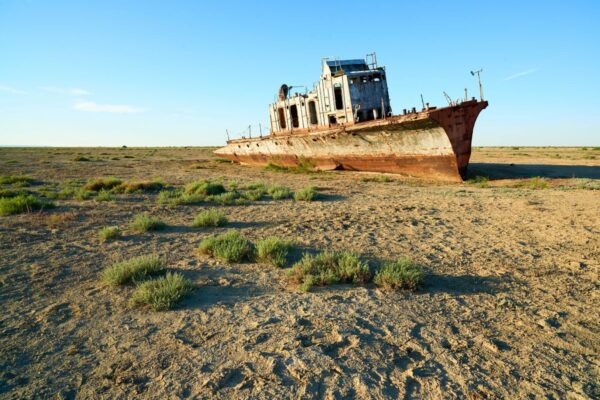 Ciudades Legendarias y Mar de Aral