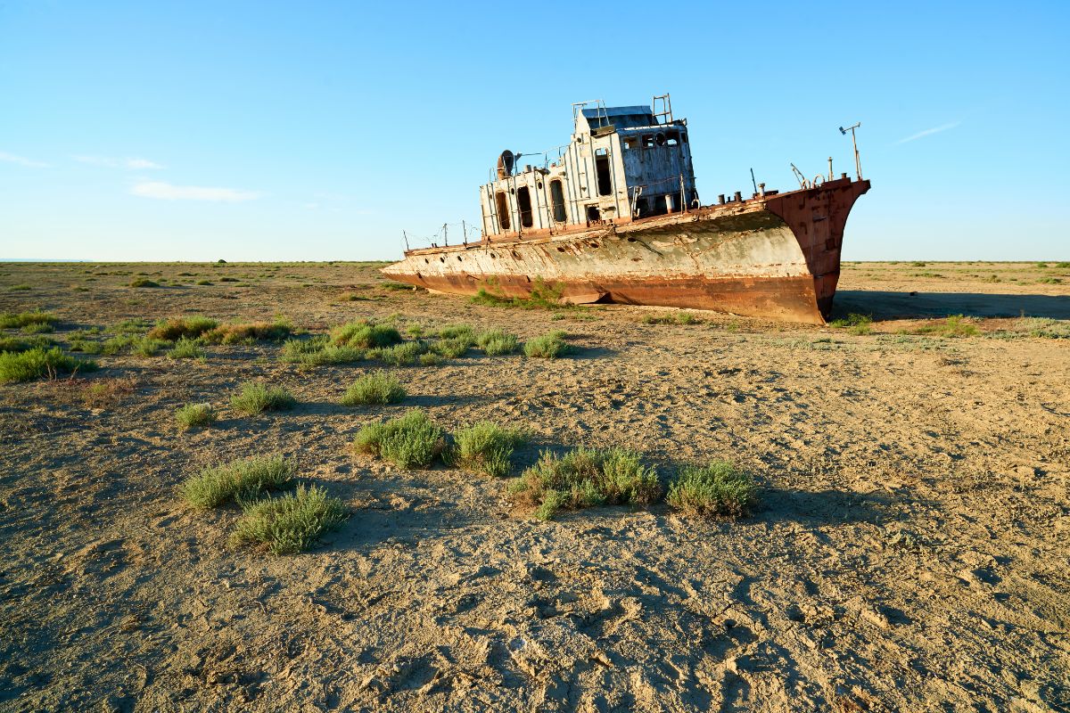 Ciudades Legendarias y Mar de Aral
